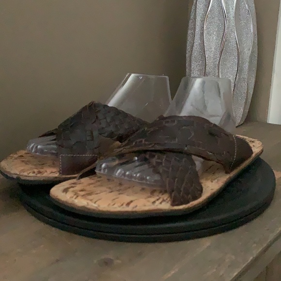 rocket dog flip flops size 5